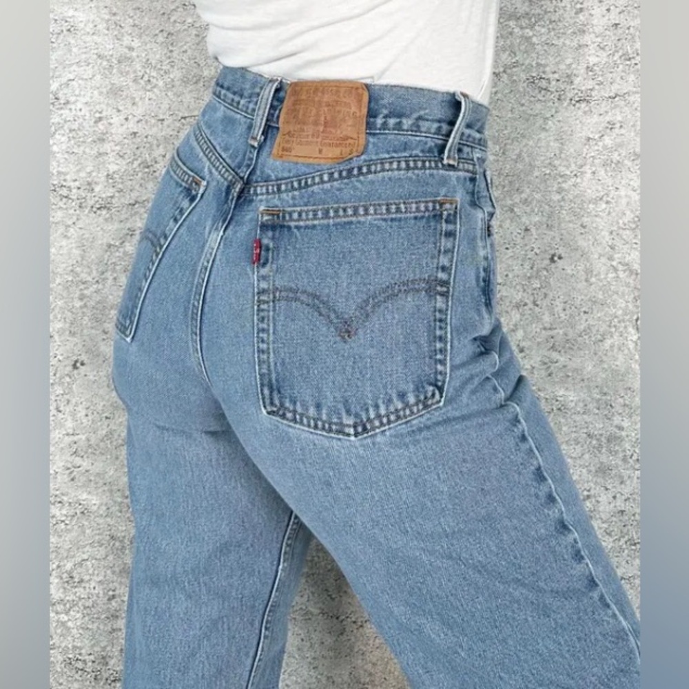 Vintage Levi's 560 High-Rise Jeans